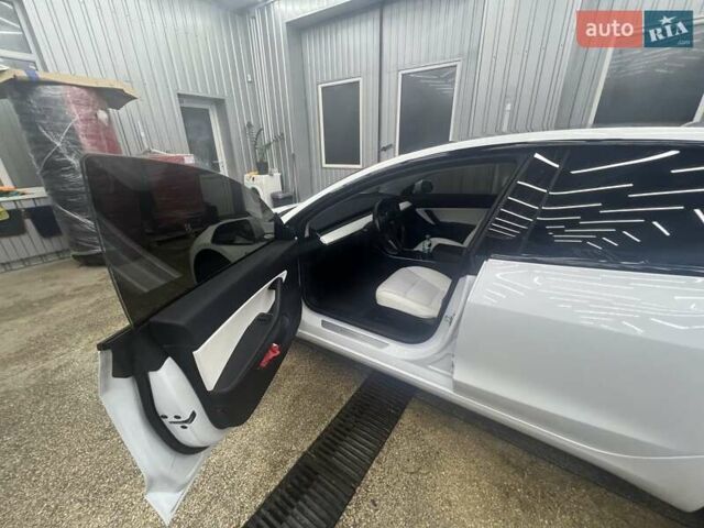 Тесла Модель 3, объемом двигателя 0 л и пробегом 75 тыс. км за 21000 $, фото 5 на Automoto.ua