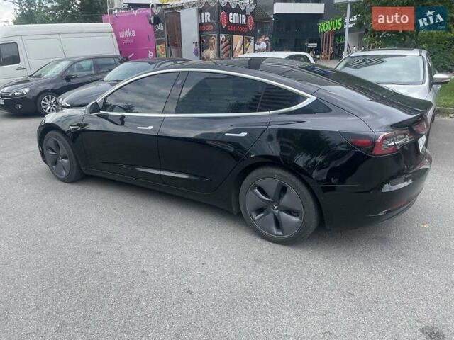 Тесла Модель 3, объемом двигателя 0 л и пробегом 30 тыс. км за 25000 $, фото 1 на Automoto.ua