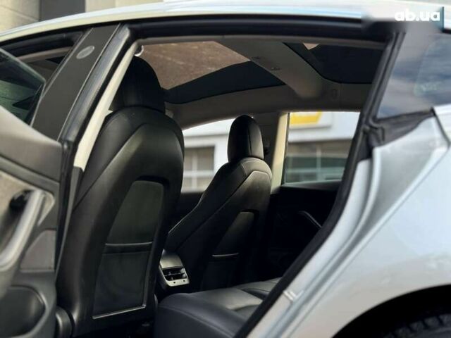 Тесла Модель 3, объемом двигателя 0 л и пробегом 140 тыс. км за 17999 $, фото 15 на Automoto.ua