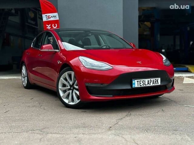 Тесла Модель 3, объемом двигателя 0 л и пробегом 82 тыс. км за 19500 $, фото 1 на Automoto.ua