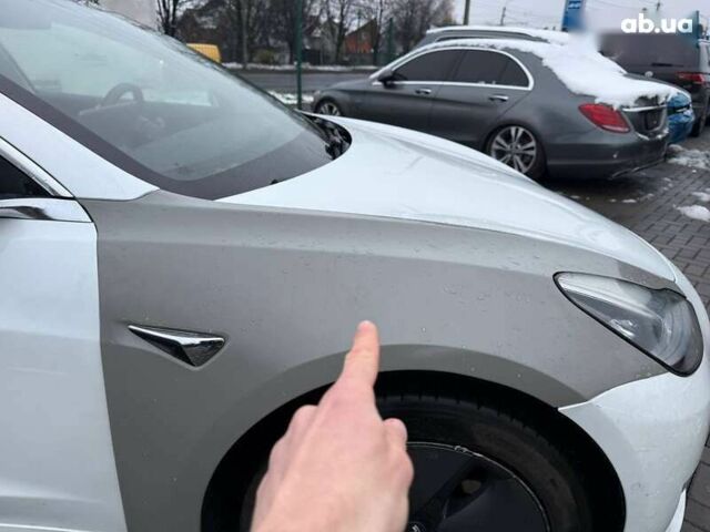 Тесла Модель 3, объемом двигателя 0 л и пробегом 123 тыс. км за 12800 $, фото 11 на Automoto.ua