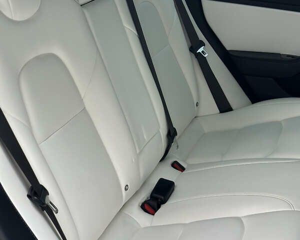 Тесла Модель 3 2018 у Дубно на Automoto.ua Тесла Модель 3, об'ємом двигуна 0 л та пробігом 199 тис. км за 15999 $, фото 21 на Automoto.ua