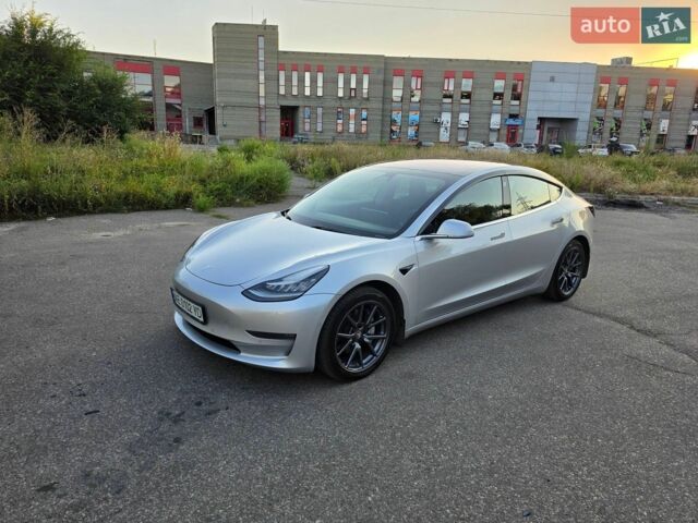 Тесла Модель 3, объемом двигателя 0 л и пробегом 133 тыс. км за 17500 $, фото 7 на Automoto.ua