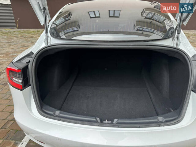 Тесла Модель 3, об'ємом двигуна 0 л та пробігом 209 тис. км за 13500 $, фото 4 на Automoto.ua