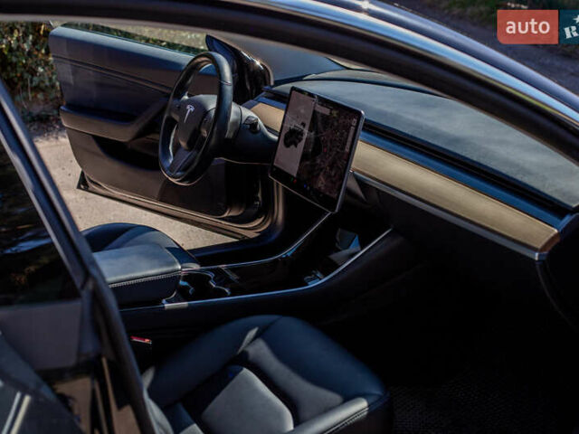Тесла Модель 3, объемом двигателя 0 л и пробегом 66 тыс. км за 23900 $, фото 9 на Automoto.ua