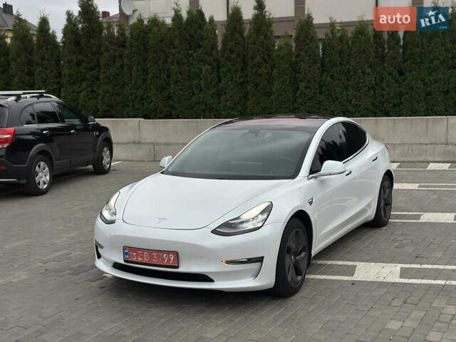 Тесла Модель 3 2018 у Рівному на Automoto.ua Тесла Модель 3, об'ємом двигуна 0 л та пробігом 210 тис. км за 14300 $, фото 9 на Automoto.ua