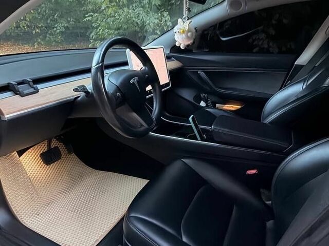 Тесла Модель 3, объемом двигателя 0 л и пробегом 102 тыс. км за 17500 $, фото 2 на Automoto.ua