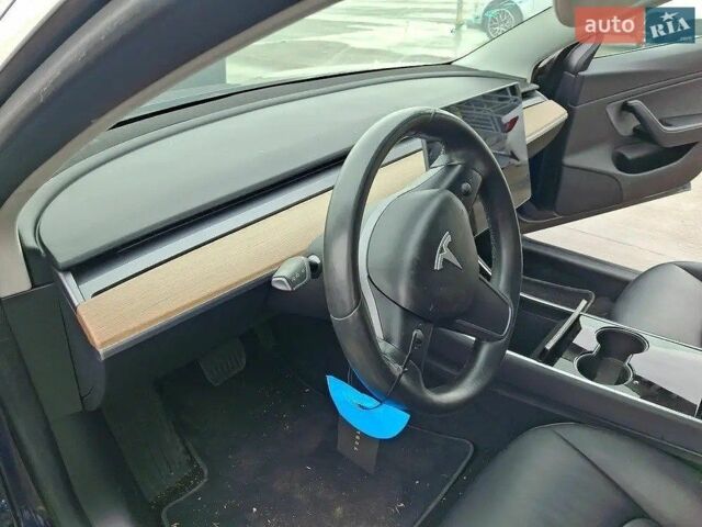 Тесла Модель 3, объемом двигателя 0 л и пробегом 75 тыс. км за 10800 $, фото 6 на Automoto.ua