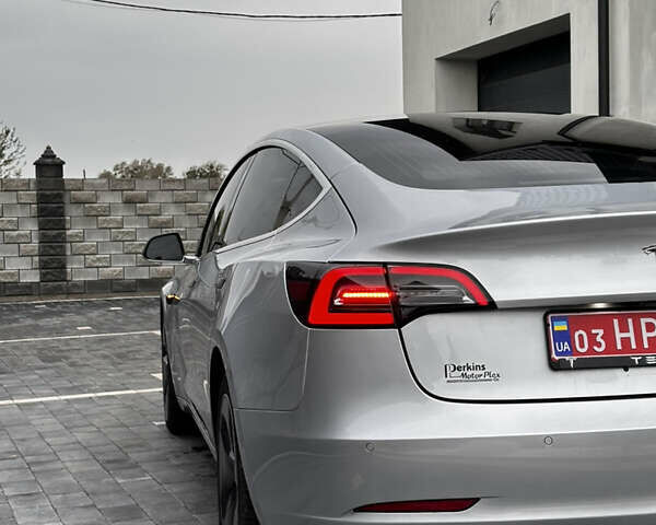 Тесла Модель 3 2018 у Дубно на Automoto.ua Тесла Модель 3, об'ємом двигуна 0 л та пробігом 199 тис. км за 15999 $, фото 6 на Automoto.ua