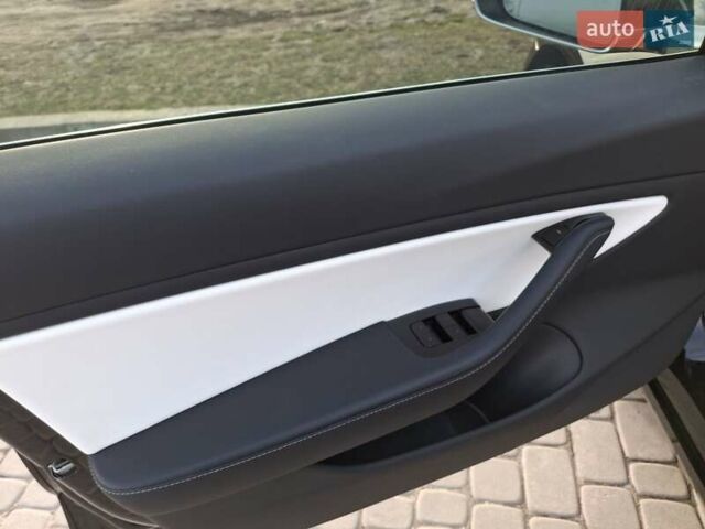 Тесла Модель 3, объемом двигателя 0 л и пробегом 98 тыс. км за 14950 $, фото 20 на Automoto.ua