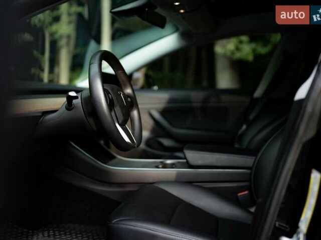 Тесла Модель 3, объемом двигателя 0 л и пробегом 112 тыс. км за 24000 $, фото 23 на Automoto.ua