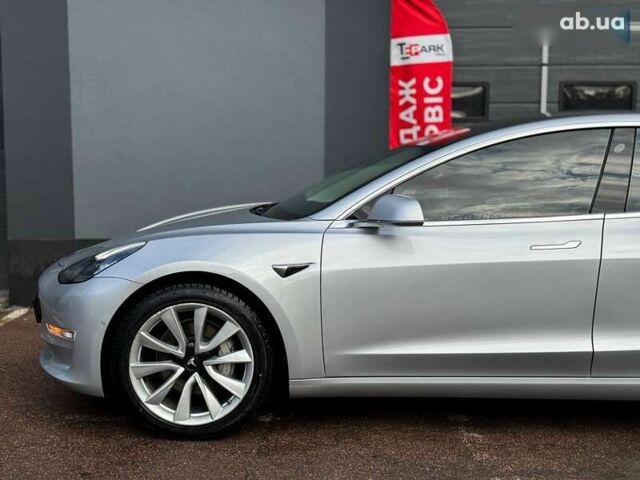 Тесла Модель 3, объемом двигателя 0 л и пробегом 140 тыс. км за 17999 $, фото 4 на Automoto.ua