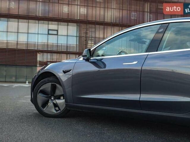 Тесла Модель 3, объемом двигателя 0 л и пробегом 102 тыс. км за 19800 $, фото 13 на Automoto.ua