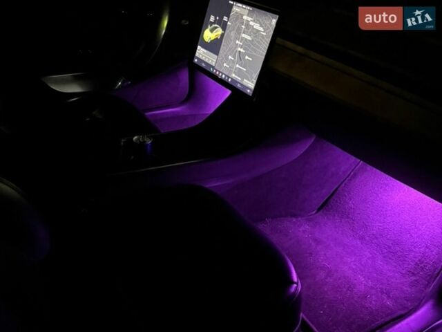 Тесла Модель 3, об'ємом двигуна 0 л та пробігом 121 тис. км за 15800 $, фото 1 на Automoto.ua