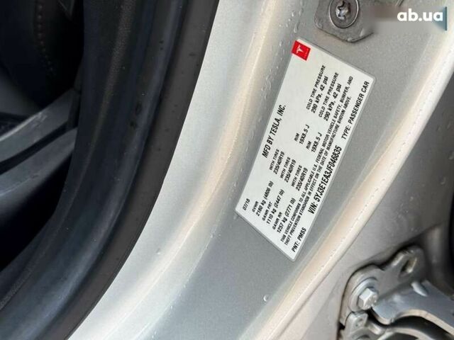 Тесла Модель 3, объемом двигателя 0 л и пробегом 140 тыс. км за 17999 $, фото 25 на Automoto.ua
