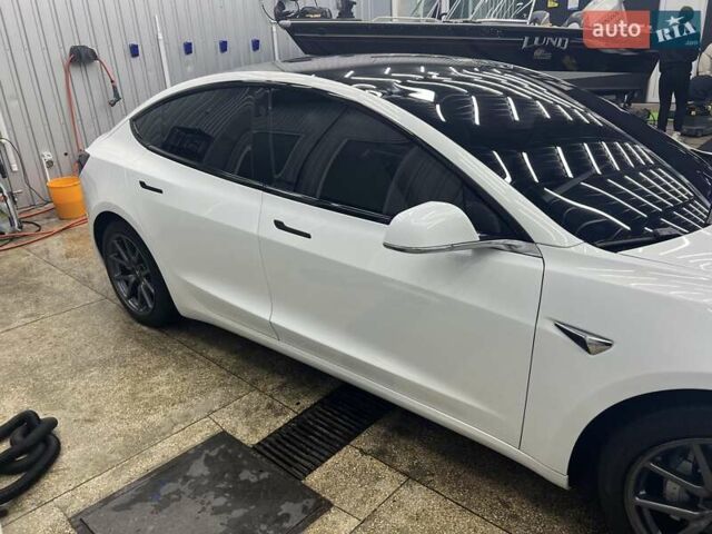 Тесла Модель 3, объемом двигателя 0 л и пробегом 75 тыс. км за 21000 $, фото 9 на Automoto.ua