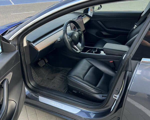 Тесла Модель 3, объемом двигателя 0 л и пробегом 100 тыс. км за 17500 $, фото 8 на Automoto.ua