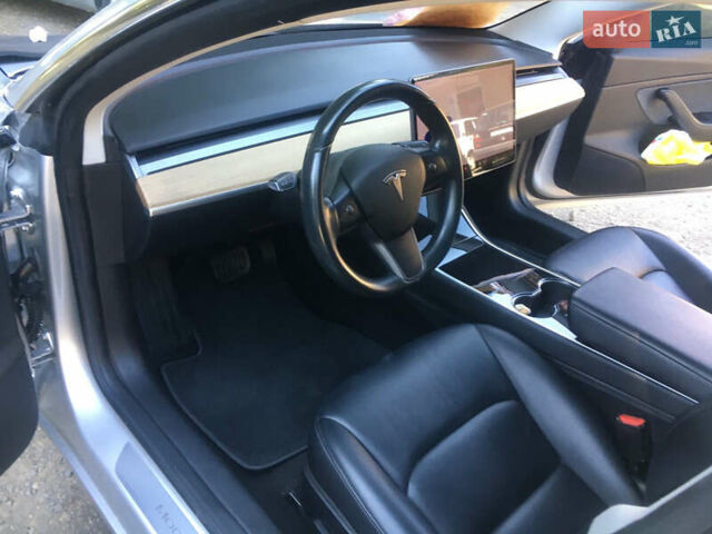 Тесла Модель 3, объемом двигателя 0 л и пробегом 189 тыс. км за 16500 $, фото 3 на Automoto.ua