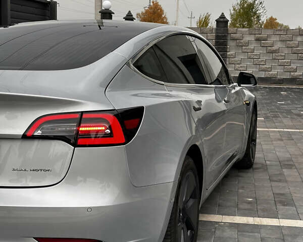 Тесла Модель 3 2018 у Дубно на Automoto.ua Тесла Модель 3, об'ємом двигуна 0 л та пробігом 199 тис. км за 15999 $, фото 7 на Automoto.ua