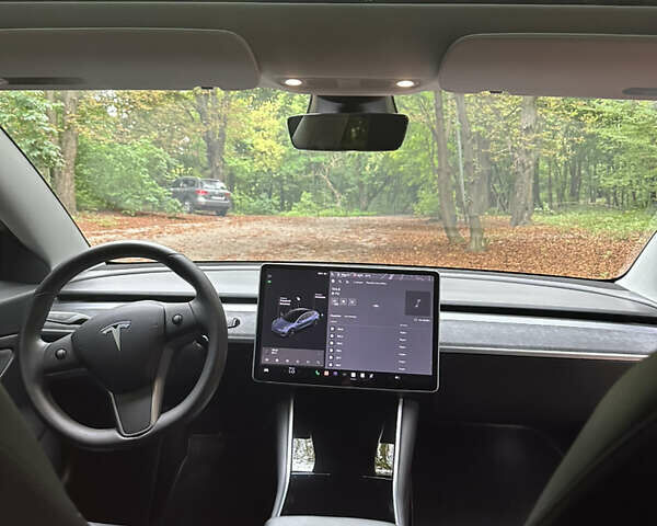 Тесла Модель 3, объемом двигателя 0 л и пробегом 94 тыс. км за 20700 $, фото 9 на Automoto.ua