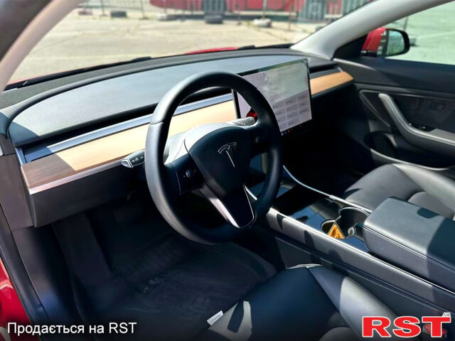 Тесла Модель 3, объемом двигателя 0.27 л и пробегом 42 тыс. км за 19990 $, фото 10 на Automoto.ua
