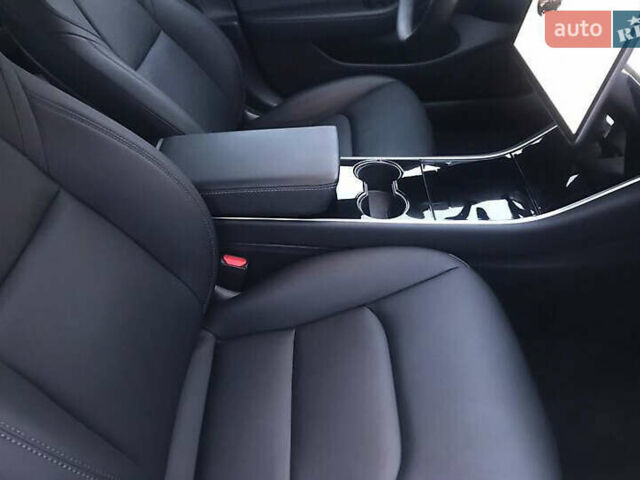 Тесла Модель 3, объемом двигателя 0 л и пробегом 45 тыс. км за 17300 $, фото 7 на Automoto.ua