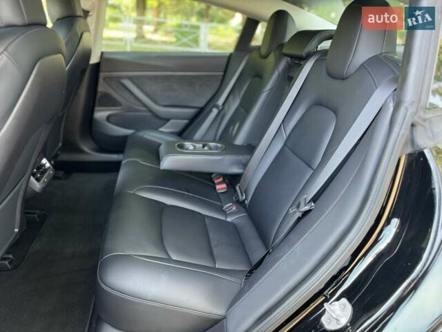 Тесла Модель 3, объемом двигателя 0 л и пробегом 117 тыс. км за 20800 $, фото 39 на Automoto.ua