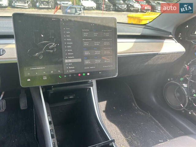 Тесла Модель 3, об'ємом двигуна 0 л та пробігом 200 тис. км за 7999 $, фото 2 на Automoto.ua