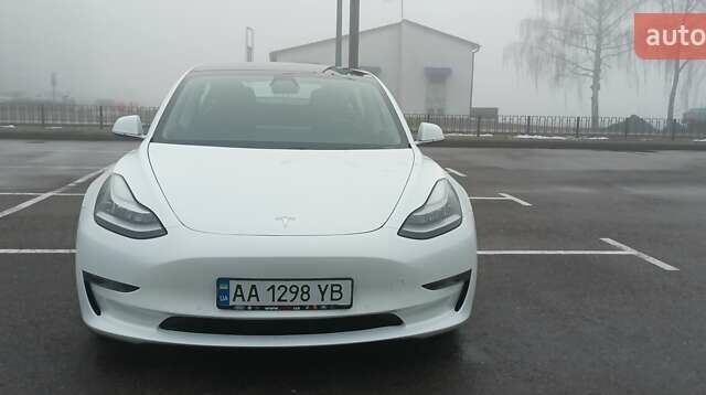 Тесла Модель 3, объемом двигателя 0 л и пробегом 65 тыс. км за 26000 $, фото 10 на Automoto.ua