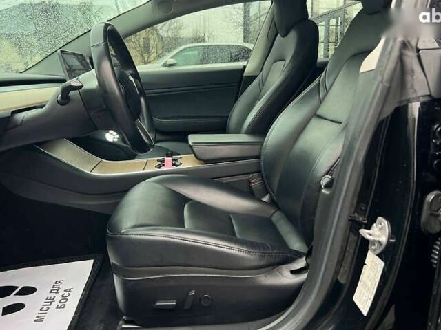 Тесла Модель 3, объемом двигателя 0 л и пробегом 95 тыс. км за 16800 $, фото 9 на Automoto.ua