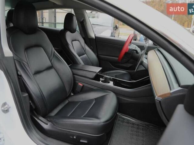 Тесла Модель 3, об'ємом двигуна 0 л та пробігом 94 тис. км за 19000 $, фото 7 на Automoto.ua