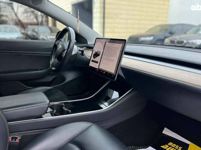 Тесла Модель 3, объемом двигателя 0 л и пробегом 100 тыс. км за 19700 $, фото 19 на Automoto.ua