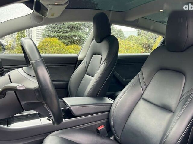 Тесла Модель 3, объемом двигателя 0 л и пробегом 151 тыс. км за 17850 $, фото 8 на Automoto.ua