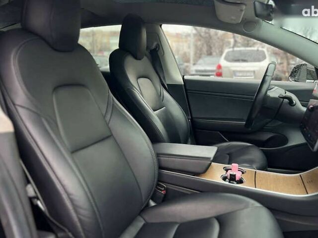 Тесла Модель 3, объемом двигателя 0 л и пробегом 77 тыс. км за 16700 $, фото 20 на Automoto.ua