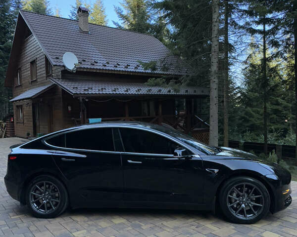 Тесла Модель 3, объемом двигателя 0 л и пробегом 58 тыс. км за 20499 $, фото 4 на Automoto.ua
