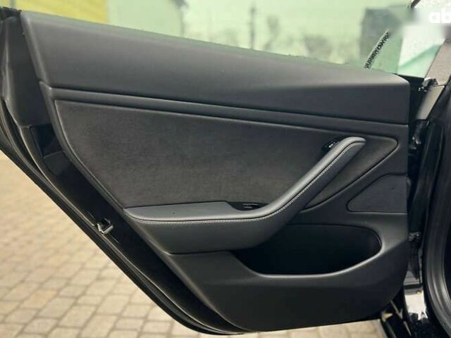 Тесла Модель 3, объемом двигателя 0 л и пробегом 95 тыс. км за 16800 $, фото 21 на Automoto.ua