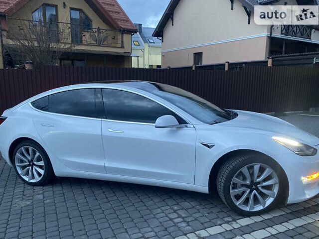 Тесла Модель 3, объемом двигателя 0 л и пробегом 122 тыс. км за 17000 $, фото 4 на Automoto.ua