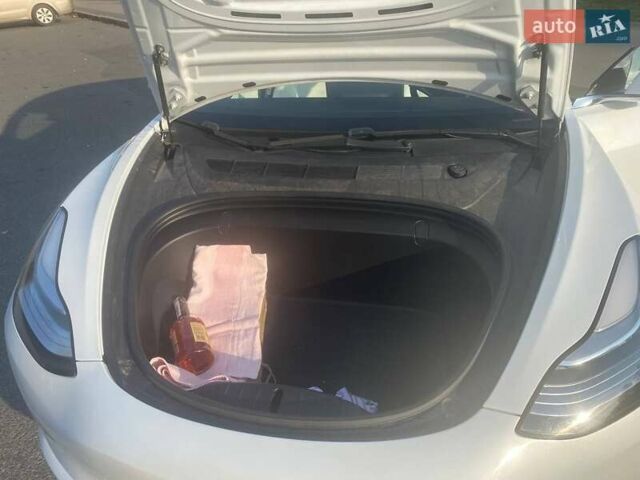 Тесла Модель 3, об'ємом двигуна 0 л та пробігом 78 тис. км за 20500 $, фото 7 на Automoto.ua