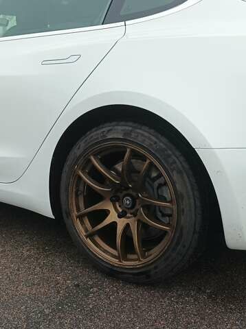 Тесла Модель 3, объемом двигателя 0 л и пробегом 65 тыс. км за 26000 $, фото 4 на Automoto.ua