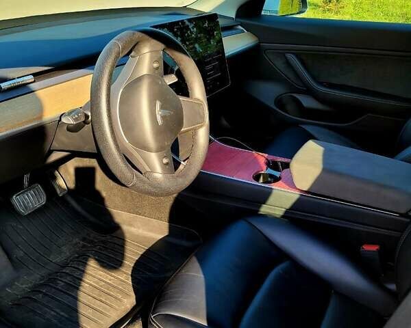 Тесла Модель 3, объемом двигателя 0 л и пробегом 100 тыс. км за 15999 $, фото 17 на Automoto.ua