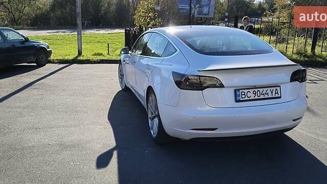 Тесла Модель 3, объемом двигателя 0 л и пробегом 142 тыс. км за 17900 $, фото 3 на Automoto.ua