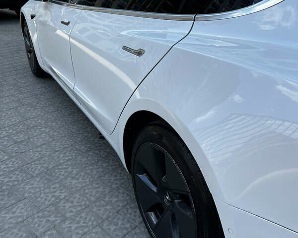 Тесла Модель 3, объемом двигателя 0 л и пробегом 71 тыс. км за 19900 $, фото 6 на Automoto.ua