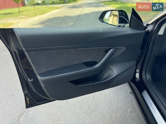Тесла Модель 3, объемом двигателя 0 л и пробегом 117 тыс. км за 20800 $, фото 18 на Automoto.ua