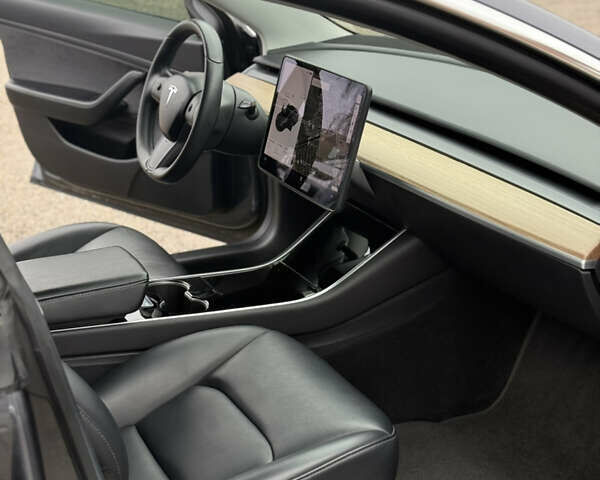 Тесла Модель 3, объемом двигателя 0 л и пробегом 150 тыс. км за 15900 $, фото 7 на Automoto.ua