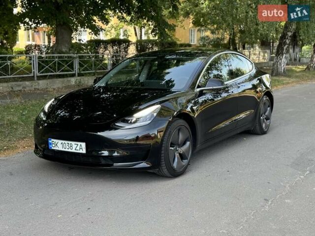 Тесла Модель 3, объемом двигателя 0 л и пробегом 117 тыс. км за 20800 $, фото 4 на Automoto.ua