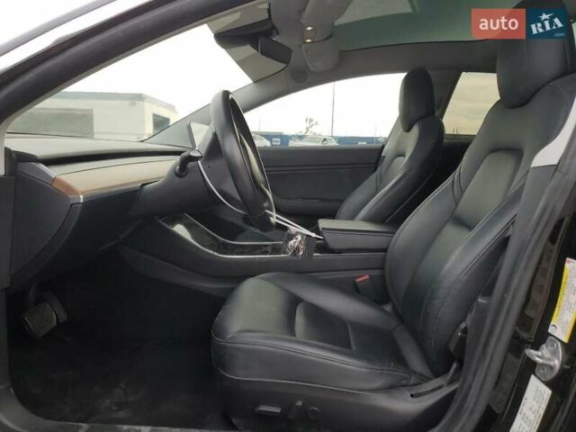 Тесла Модель 3, объемом двигателя 0 л и пробегом 70 тыс. км за 10200 $, фото 6 на Automoto.ua