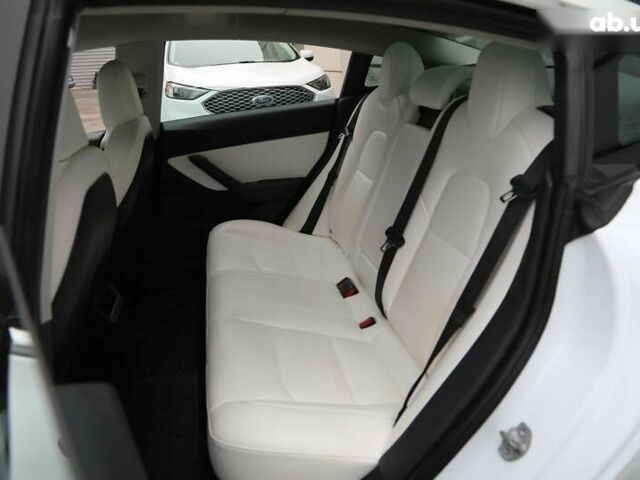 Тесла Модель 3, объемом двигателя 0 л и пробегом 8 тыс. км за 18000 $, фото 5 на Automoto.ua