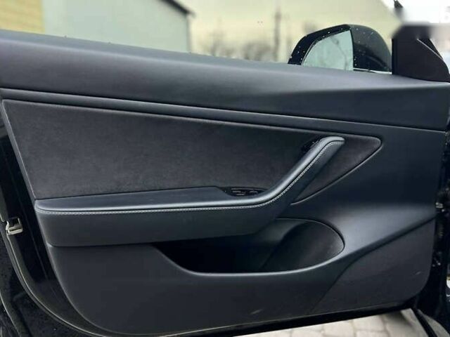 Тесла Модель 3, объемом двигателя 0 л и пробегом 100 тыс. км за 19700 $, фото 7 на Automoto.ua
