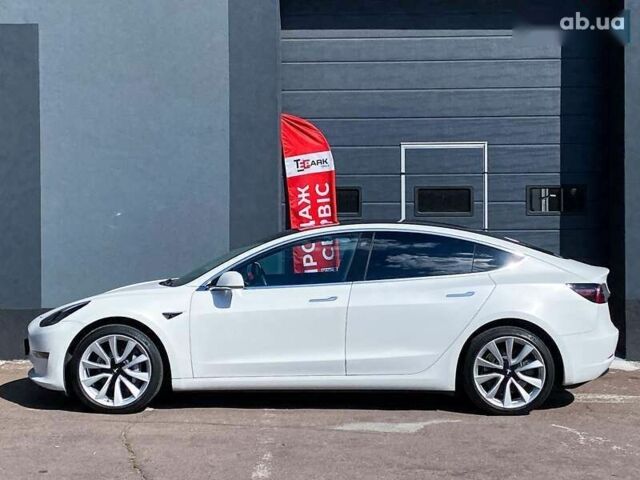 Тесла Модель 3, об'ємом двигуна 0 л та пробігом 75 тис. км за 21999 $, фото 5 на Automoto.ua