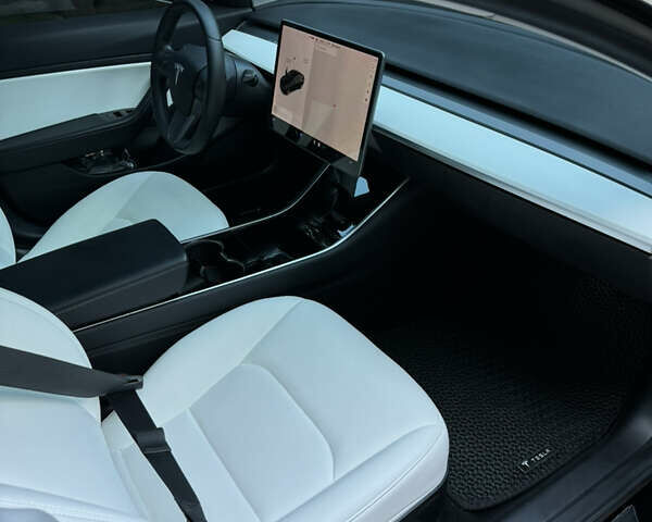 Тесла Модель 3, объемом двигателя 0 л и пробегом 58 тыс. км за 20499 $, фото 15 на Automoto.ua